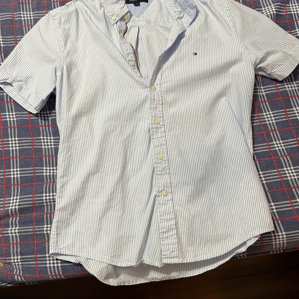 Tommy Hilfiger Men's Blue Striped Shirt